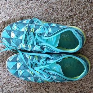 Nike free TR fit 5 pre-owned shoes green and yellow size 7.5